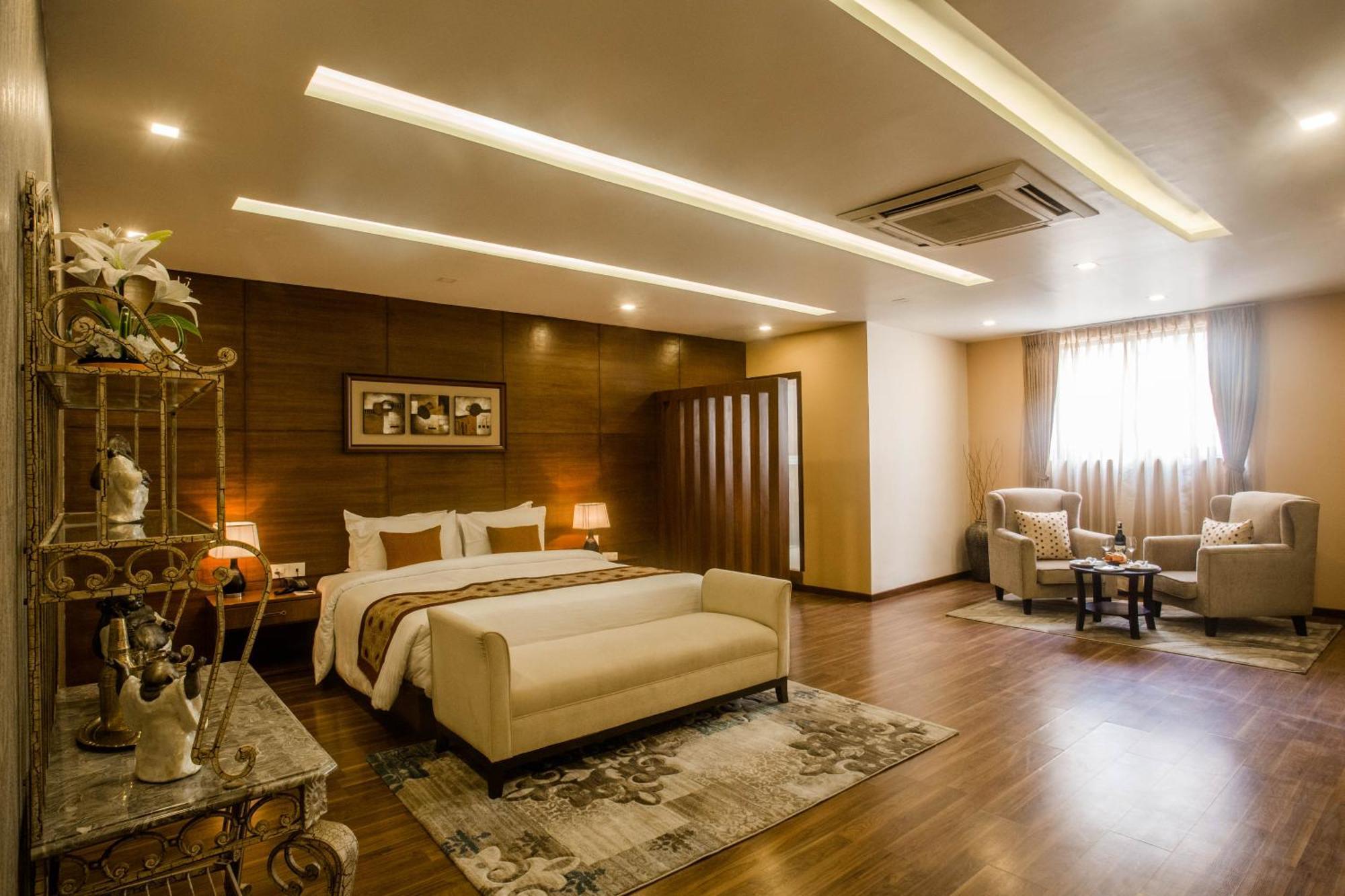 Yatri Suites And Spa Kathmandu Rum bild