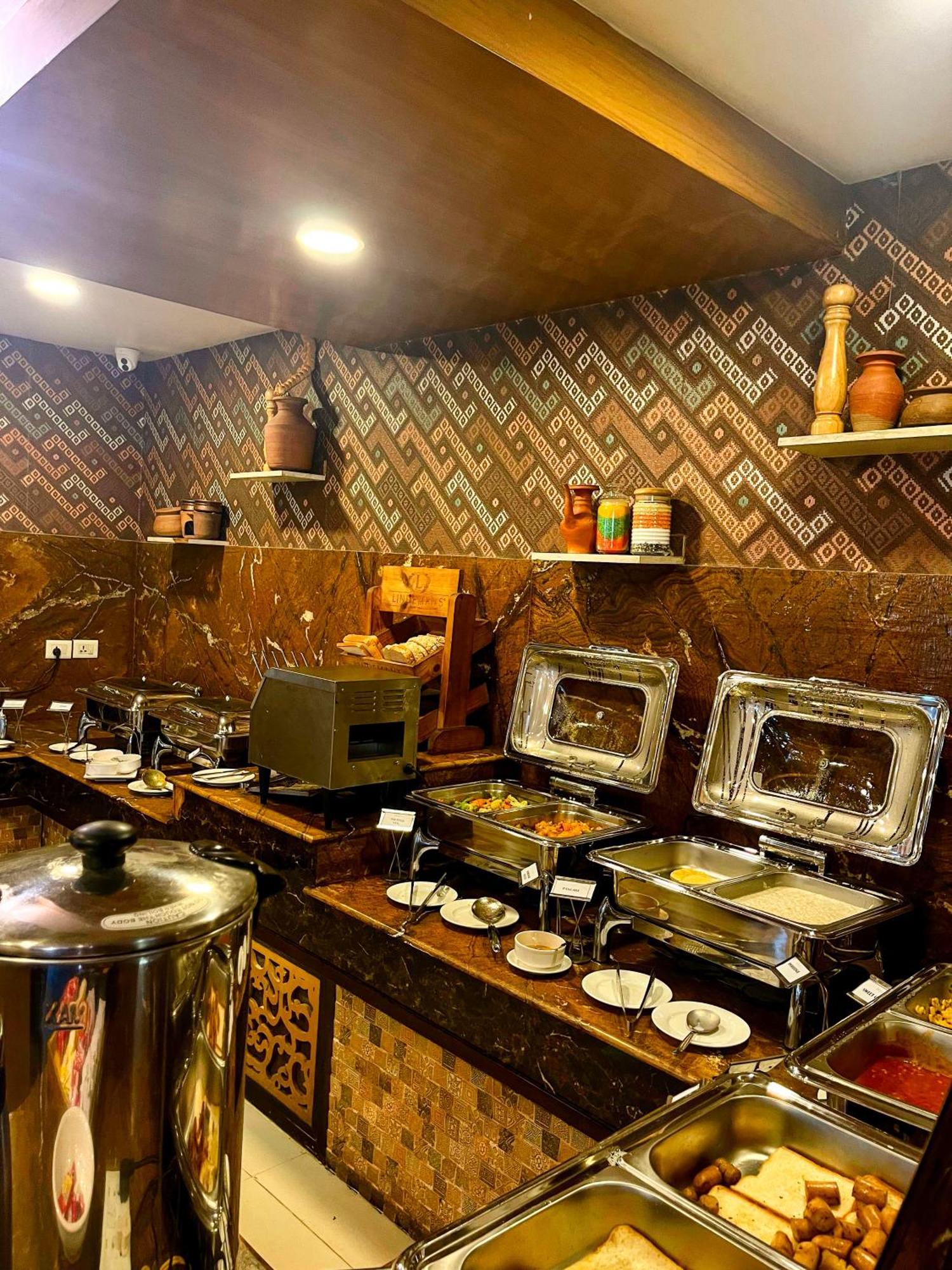 Yatri Suites And Spa Kathmandu Exteriör bild