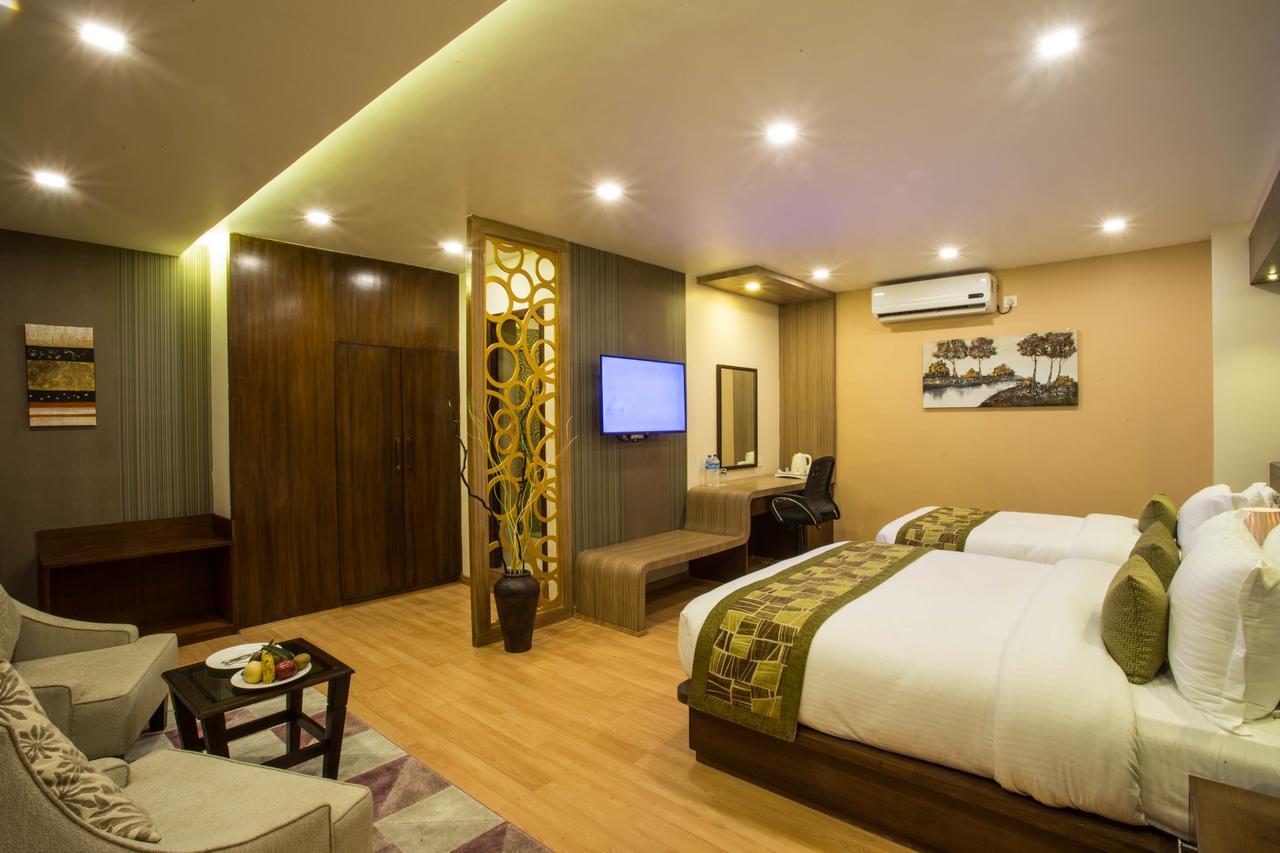 Yatri Suites And Spa Kathmandu Exteriör bild