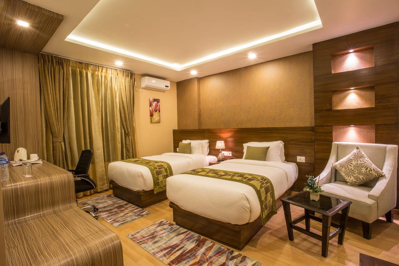 Yatri Suites And Spa Kathmandu Exteriör bild