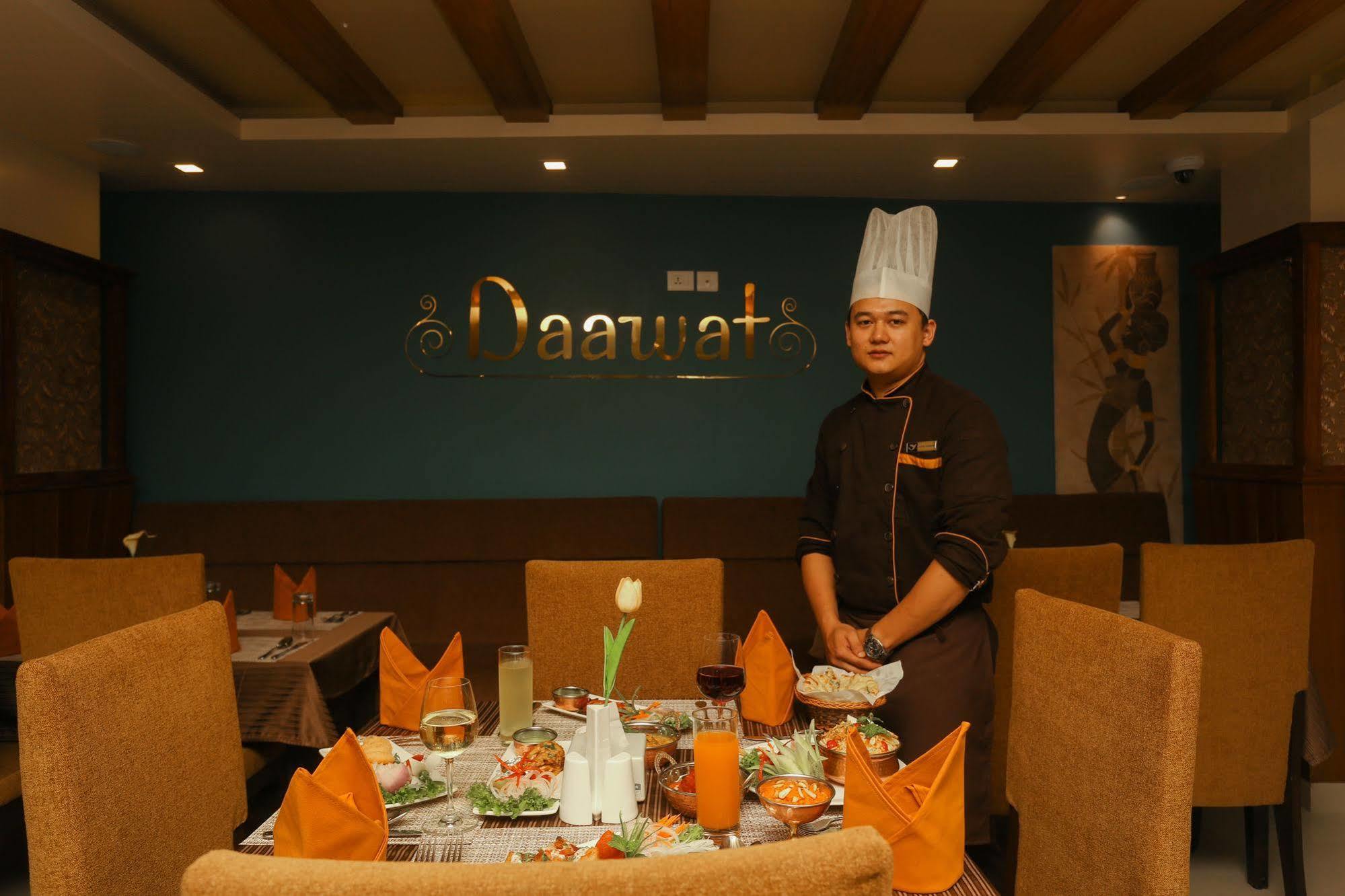 Yatri Suites And Spa Kathmandu Exteriör bild